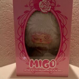 Migo Twin Limited Edition Plush Model QZ228 White Fuzzy Day New In Box Sealed
